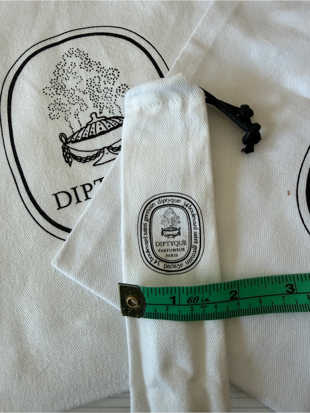 Diptyque Bundle Cotton Drawstring Bags - Picture 4 of 5